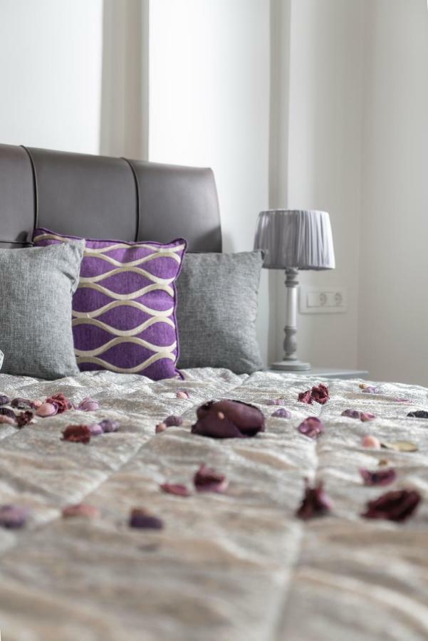 Smaragdi 3* Perivolos